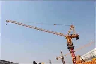 3吨起重能力 130米高起升起重机稳定性与安全性解析