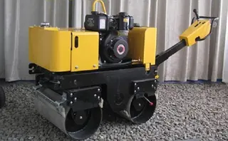 压路机参数及优势解析：高效压实灵活操作