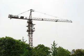 高效节能的C4010起重机：提升施工效率与安全