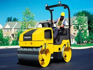 DD38HF压路机高效节能性能解析