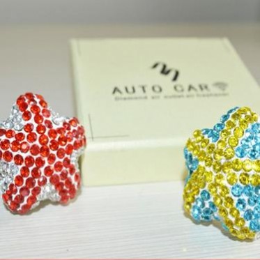 松本岛汽车出风口香薰 镶钻五角星香薰 水晶钻海星风口香膏