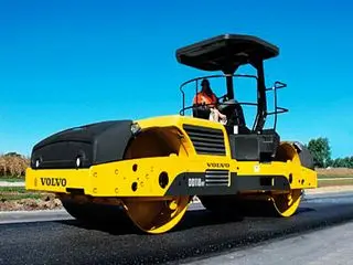 沃尔沃DD118HF压路机技术参数与性能优势解析