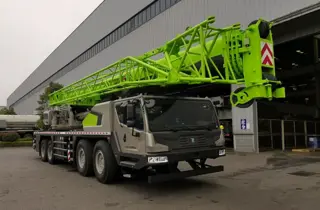 80吨级起重机技术参数与性能优势分析