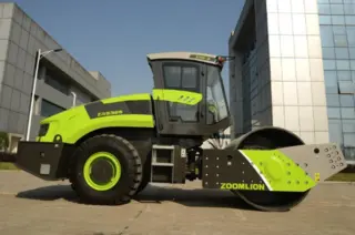 中联重科ZRS326E压路机性能优势与技术参数详解