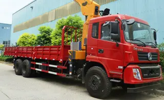 12吨5节臂起重机优势解析 承载强动力好操作便