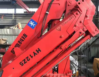 12吨5节臂东风国5折臂起重机性能优势解析