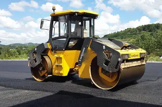 柳工6214E高频压路机性能优势及技术参数详解