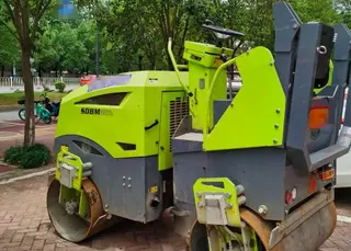 山东奔马BM3000J压路机技术参数与性能优势分析