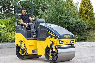 宝马格BW100AD-5压路机技术参数与性能优势分析