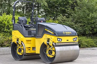 宝马格BW138AD-5压路机技术参数与性能优势分析