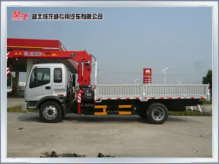 6.3吨欧曼底盘起重机性能解析 承载灵活安全高效作业设备