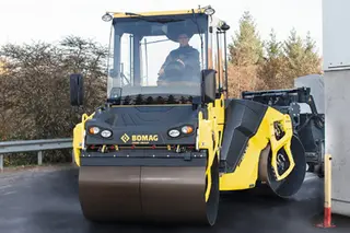 宝马格BW154AD-5压路机技术参数与性能优势分析