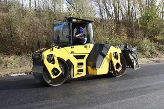 宝马格BW161AD-5压路机技术参数与性能优势分析