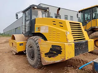 厦工XG623MH压路机技术参数与性能优势分析