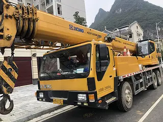 25吨汽车起重机技术参数与性能优势分析