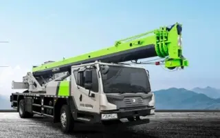 12吨汽车起重机技术参数与性能优势解析