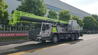 25吨汽车起重机性能优势分析 刚性强作业范围广