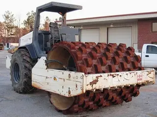 特雷克斯SP2010PD压路机性能优势与技术特点分析