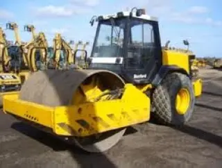 特雷克斯SP2012HC压路机优势解析：高效性能与可靠质量并重