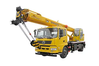 12吨汽车起重机性能优势分析，高效稳定作业能力强