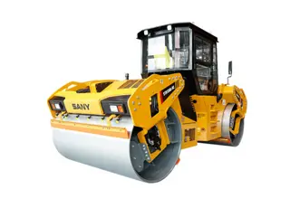 三一重工STR130C-8C压路机技术参数与性能优势分析