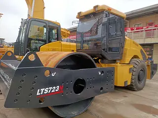 LTS723H压路机七大优势解析 动力强劲操作便捷适用广泛
