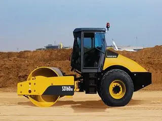 沃尔沃SD160F压路机性能解析 动力系统与操控优势