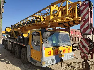 四川长江 QZC5371JQZLT1036/1 起重机