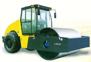 洛阳路通LT210压路机性能优势及技术参数详解