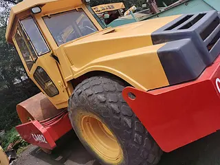 戴纳派克CA402压路机五大核心优势解析