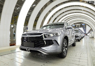 加拿大对中国电动汽车征收100%关税 钢铝产品加征25%关税