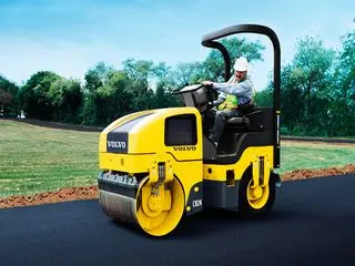 沃尔沃CR24压路机技术参数与性能优势分析
