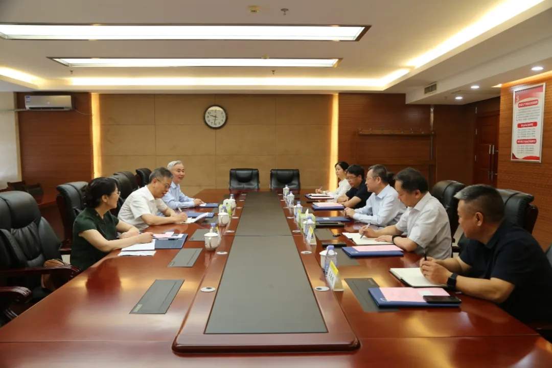 葛红林会见中国耐火材料行业协会会长薄钧一行(图1)