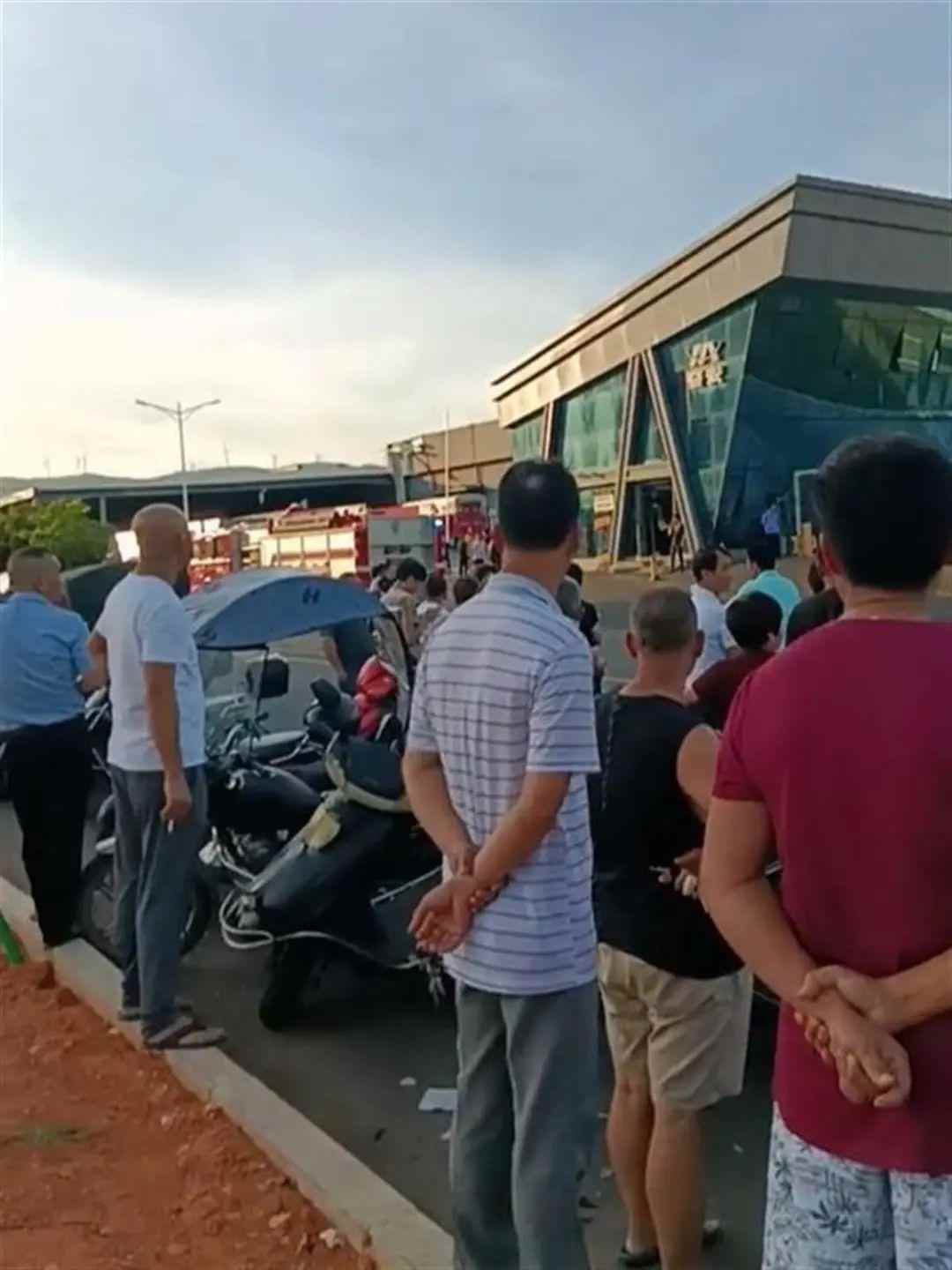福建福清工厂爆炸事故致人员伤亡及房屋受损(图2) 微信图片_20240710085935.jpg