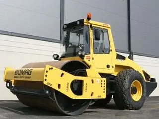 高性能双钢轮压路机工作质量12700kg特点解析