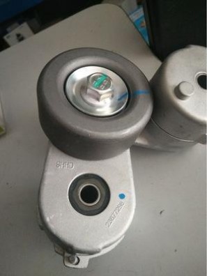 原装五菱宏光1.4/1.5自动张紧轮发电机皮带张紧轮皮带压带